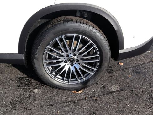 New 2026 Mercedes-Benz GLC 300 4MATIC image 9