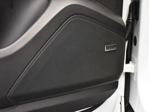 Used 2023 Porsche Cayenne S image 39