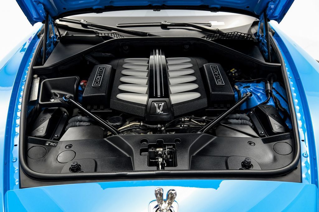 Used 2021 Rolls-Royce Dawn RWD image 54
