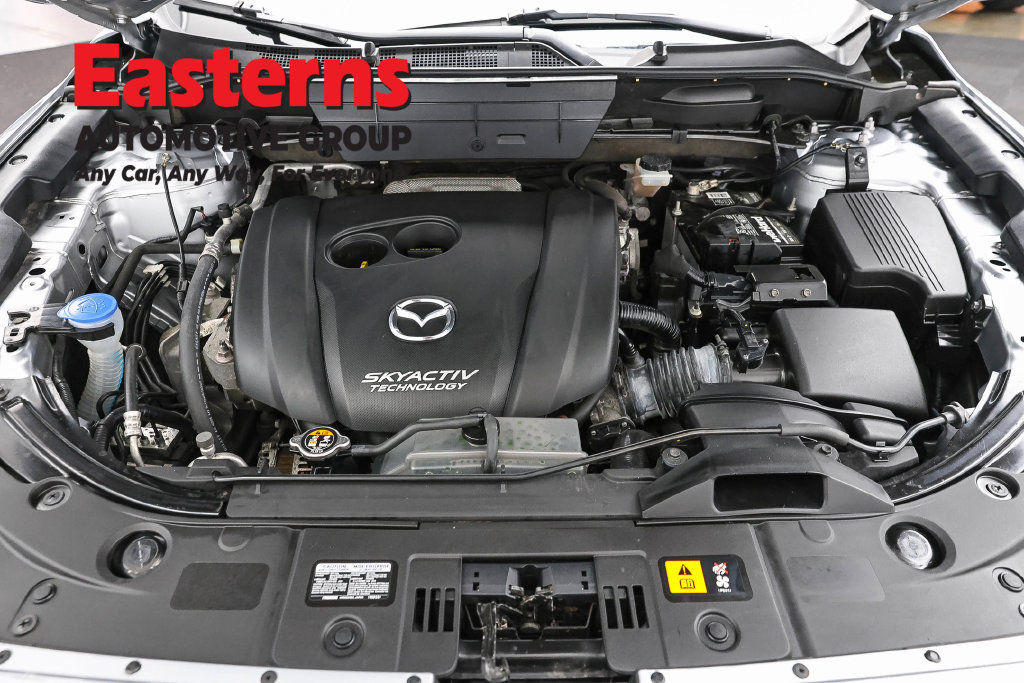 Used 2018 MAZDA CX-5 Touring w/ Preferred Equipment Package AWD/4WD image 8