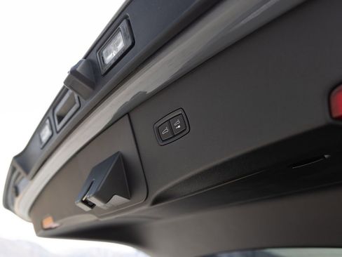 Used 2023 Porsche Cayenne Turbo GT image 32