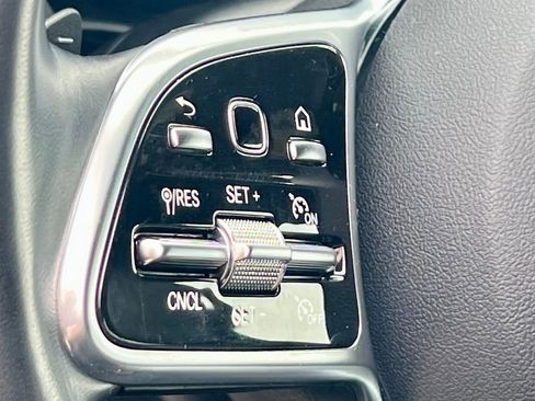 Certified 2022 Mercedes-Benz GLC 300 4MATIC image 32