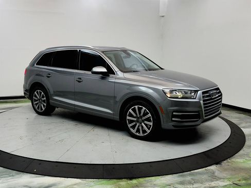 Used 2018 Audi Q7 3.0T Prestige AWD/4WD image 3