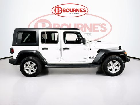 Used 2022 Jeep Wrangler Unlimited Sport AWD/4WD image 10