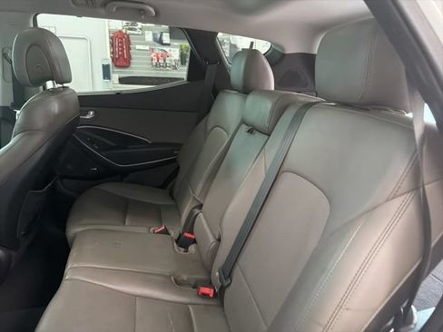 Used 2017 Hyundai Santa Fe Sport FWD image 18