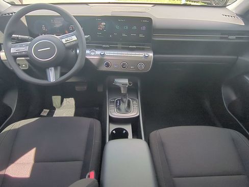 New 2027 Hyundai Kona SE FWD image 17