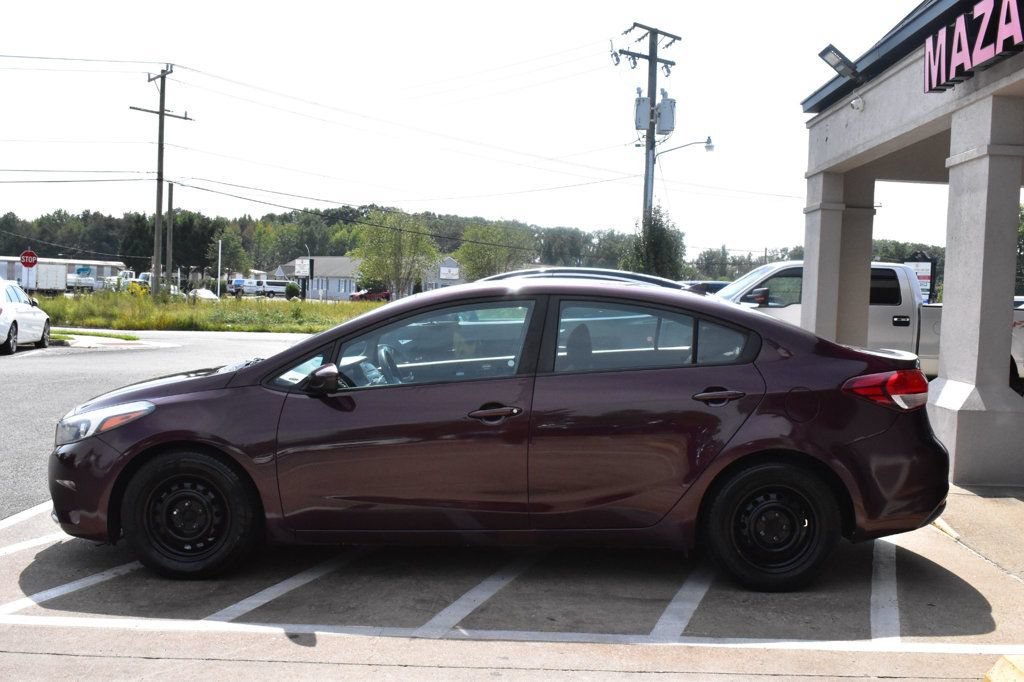 Used 2018 Kia Forte LX FWD image 5
