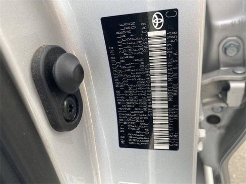 Certified 2023 Toyota Corolla LE FWD image 31