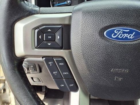 Used 2019 Ford F250 Lariat w/ Lariat Ultimate Package AWD/4WD image 35