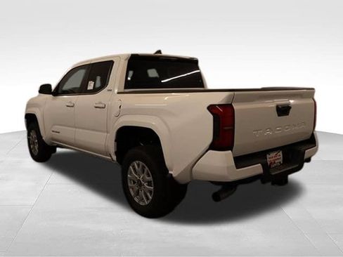 New 2026 Toyota Tacoma SR5 RWD image 4