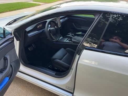 Used 2026 Tesla Model S Plaid image 11
