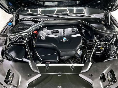 Used 2018 BMW 530i xDrive AWD/4WD image 31