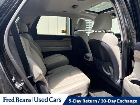 Used 2021 Hyundai Palisade SEL w/ Premium Package AWD/4WD image 15