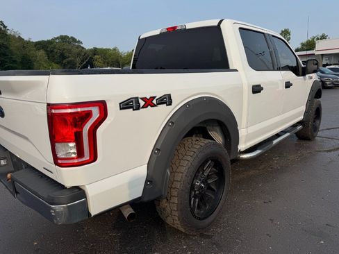 Used 2016 Ford F150 XLT AWD/4WD image 11