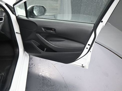 Used 2024 Toyota Corolla LE FWD image 13