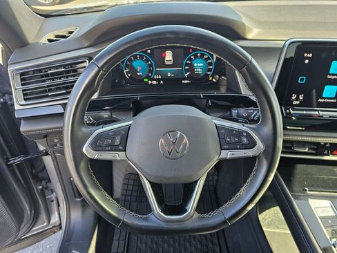 Used 2024 Volkswagen Atlas Cross Sport SE AWD/4WD image 28