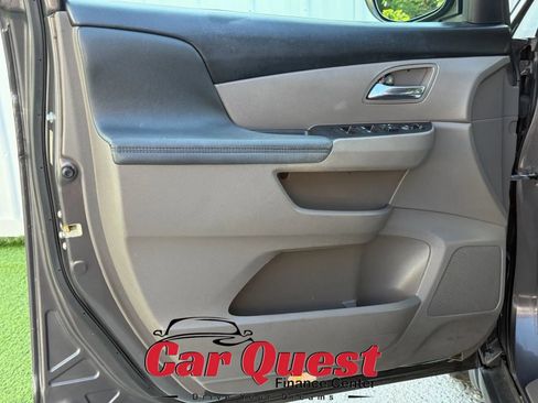 Used 2016 Honda Odyssey EX-L image 11