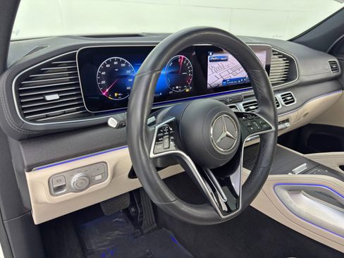 Used 2024 Mercedes-Benz GLE 450e 4MATIC w/ AMG Line Exterior image 14