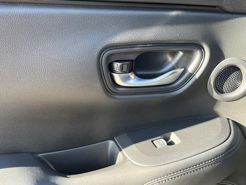 Used 2026 Honda HR-V EX-L image 14