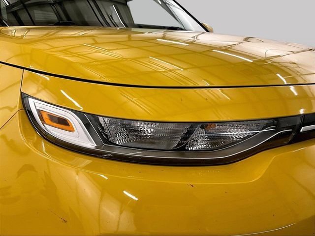 Used 2020 Kia Soul LX FWD image 28