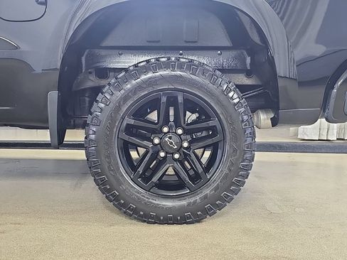 Used 2020 Chevrolet Silverado 1500 LT Trail Boss AWD/4WD image 37