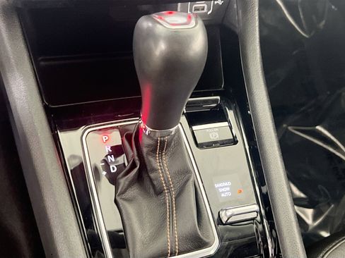 Used 2022 Jeep Compass Limited w/ Sun and Sound Group image 16