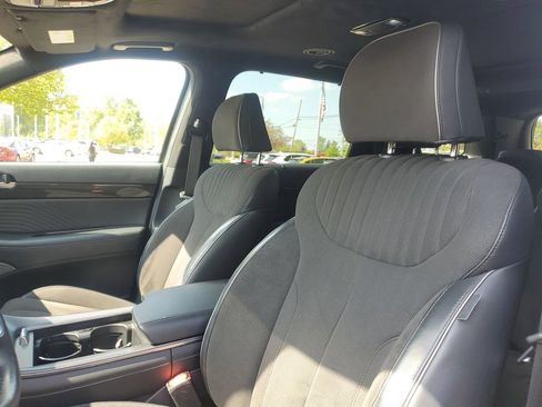 Used 2024 Hyundai Palisade Calligraphy image 11