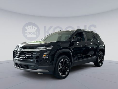 New 2026 Chevrolet Equinox LT w/ Convenience Package II FWD image 1