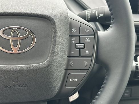 New 2026 Toyota Prius LE FWD image 25