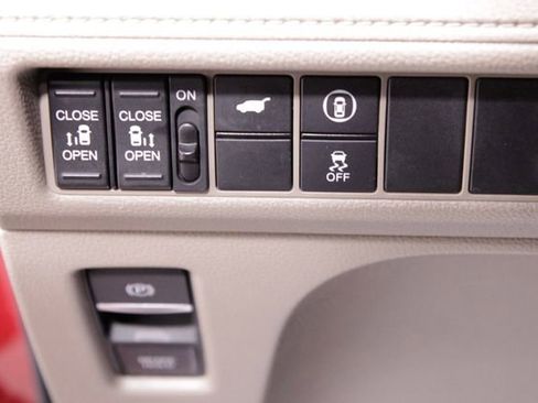 Certified 2024 Honda Odyssey EX-L image 27