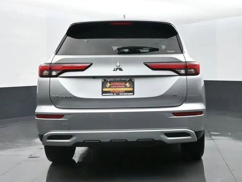 Used 2024 Mitsubishi Outlander Ralliart image 8