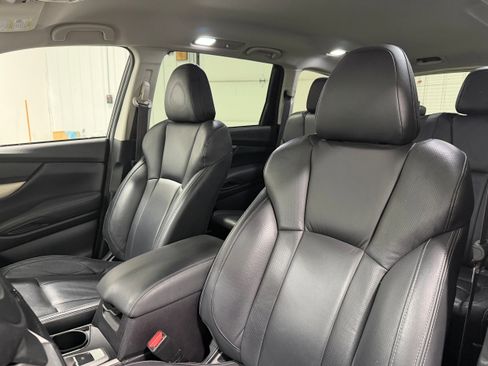 Used 2021 Subaru Ascent Limited w/ Popular Package #2A image 5