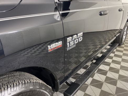 Used 2019 RAM 1500 Big Horn AWD/4WD image 10