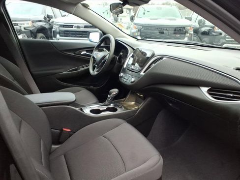 Used 2024 Chevrolet Malibu LS image 21