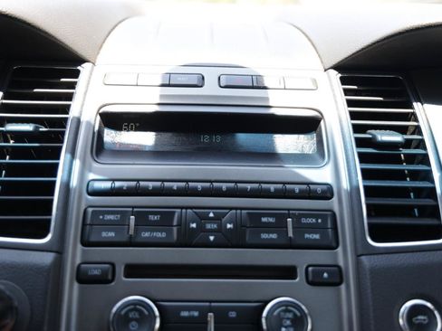 Used 2012 Ford Taurus SEL FWD image 30