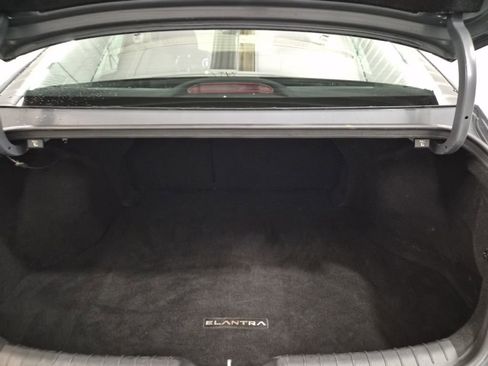 Used 2022 Hyundai Elantra SEL w/ Convenience + Premium Package image 22