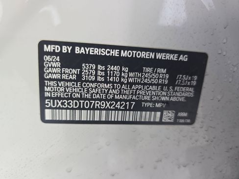Used 2024 BMW X4 xDrive30i w/ Parking Assistance Package AWD/4WD image 34