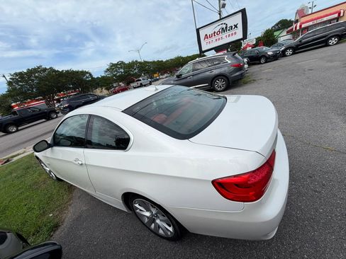 Used 2011 BMW 328i xDrive Coupe AWD/4WD image 4