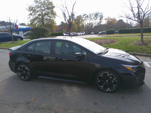 Used 2025 Toyota Corolla FX image 13