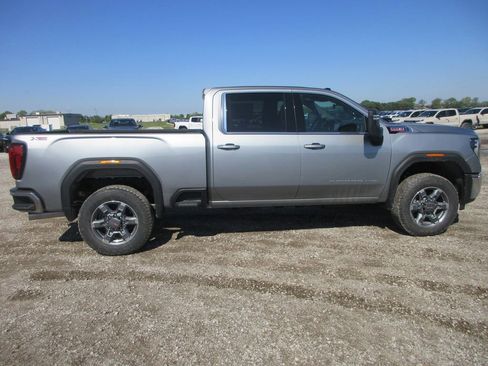 New 2026 GMC Sierra 2500 SLE w/ SLE Value Package; AWD/4WD image 3