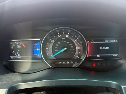 Used 2016 Ford Explorer XLT w/ Equipment Group 202A FWD image 19
