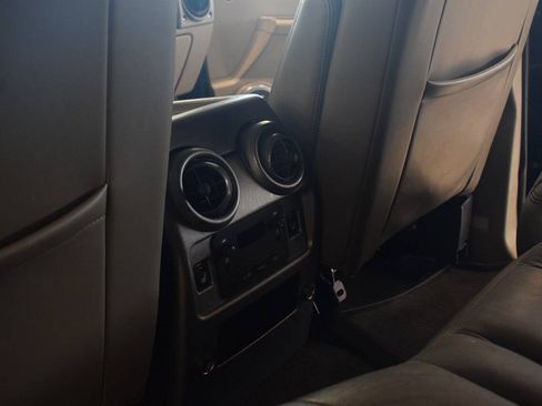 Used 2003 HUMMER H2 w/ Preferred Equipment Group AWD/4WD image 50