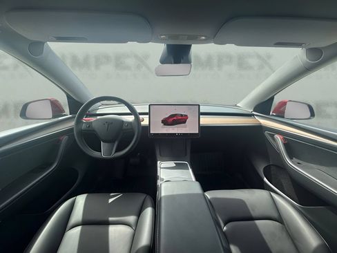 Used 2024 Tesla Model Y Long Range AWD/4WD image 8