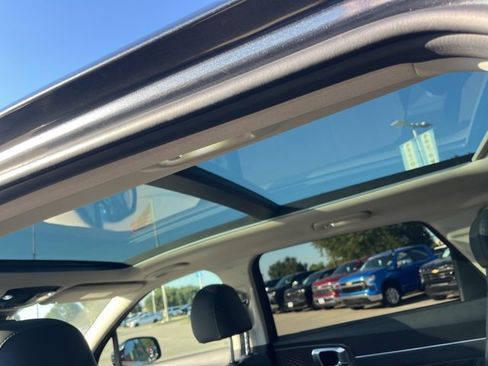 Used 2021 Kia Sorento SX image 29