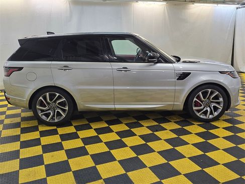 Used 2019 Land Rover Range Rover Sport HSE Dynamic image 2