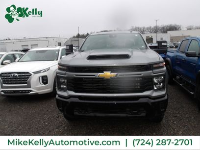 Used 2025 Chevrolet Silverado 2500 Custom w/ Custom Convenience Package