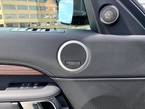 New 2026 Land Rover Discovery Dynamic SE AWD/4WD image 26