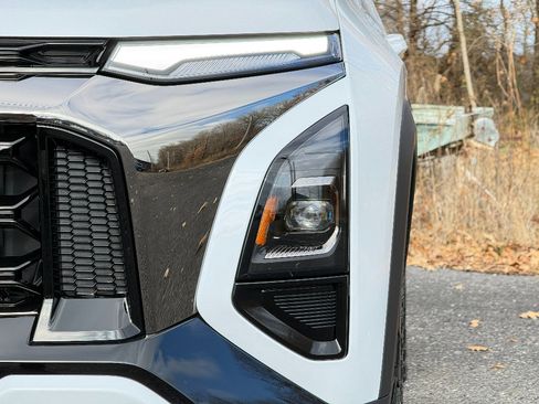 New 2026 Chevrolet Equinox ACTIV image 13