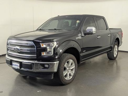 Used 2017 Ford F150 Platinum w/ Equipment Group 701A Luxury AWD/4WD image 4