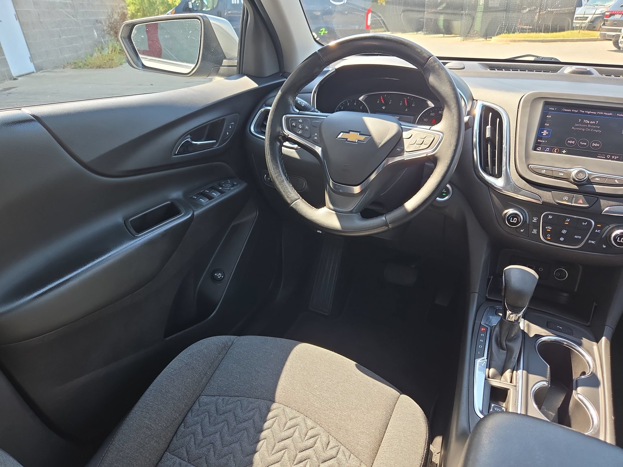 Used 2024 Chevrolet Equinox LT AWD/4WD image 9